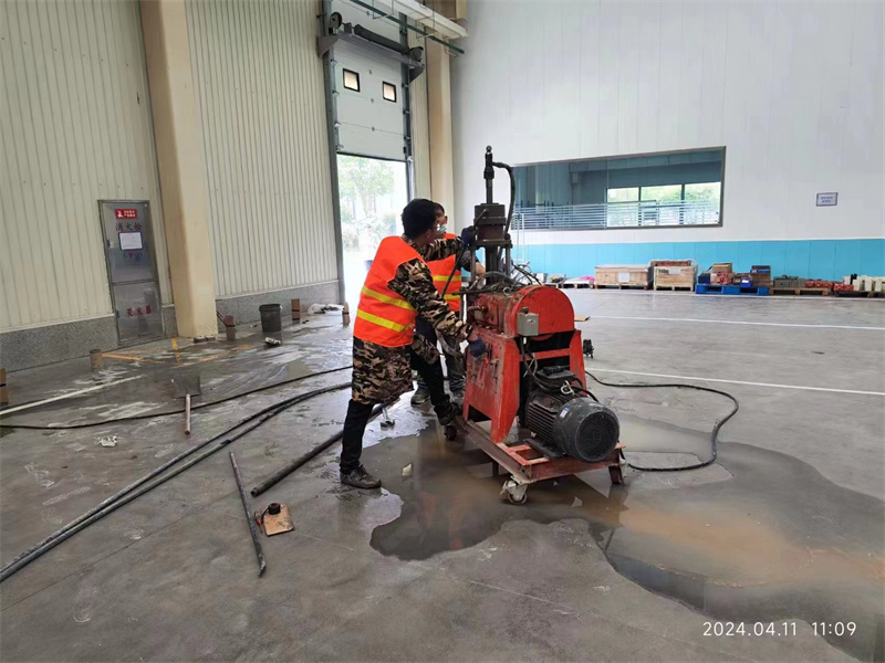 金牛厂房地面下沉塌陷注浆加固施工